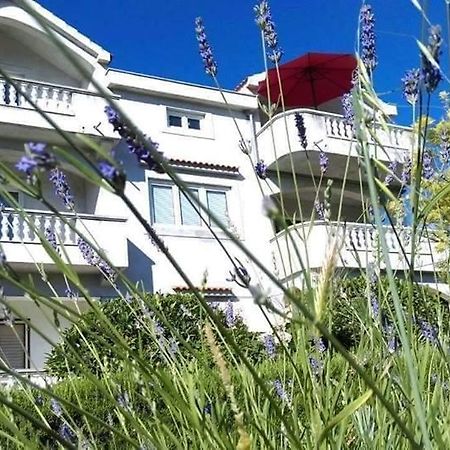 Apartments Lena Sutomiscica Eksteriør bilde